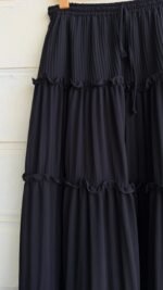 BLACK LAYERD SKIRT - Image 3